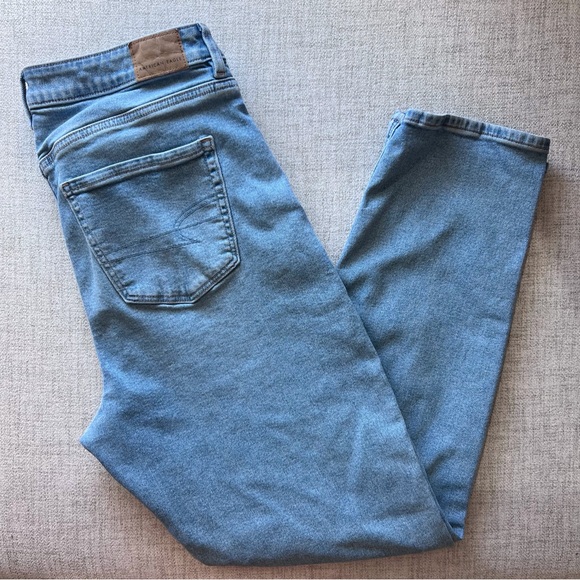 American Eagle Outfitters Denim - American Eagle Stretch Mom Jeans